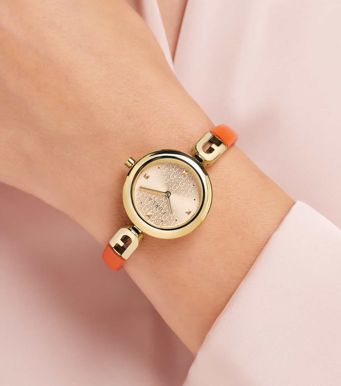 Women Bangle Leather Quartz Watch 28mm