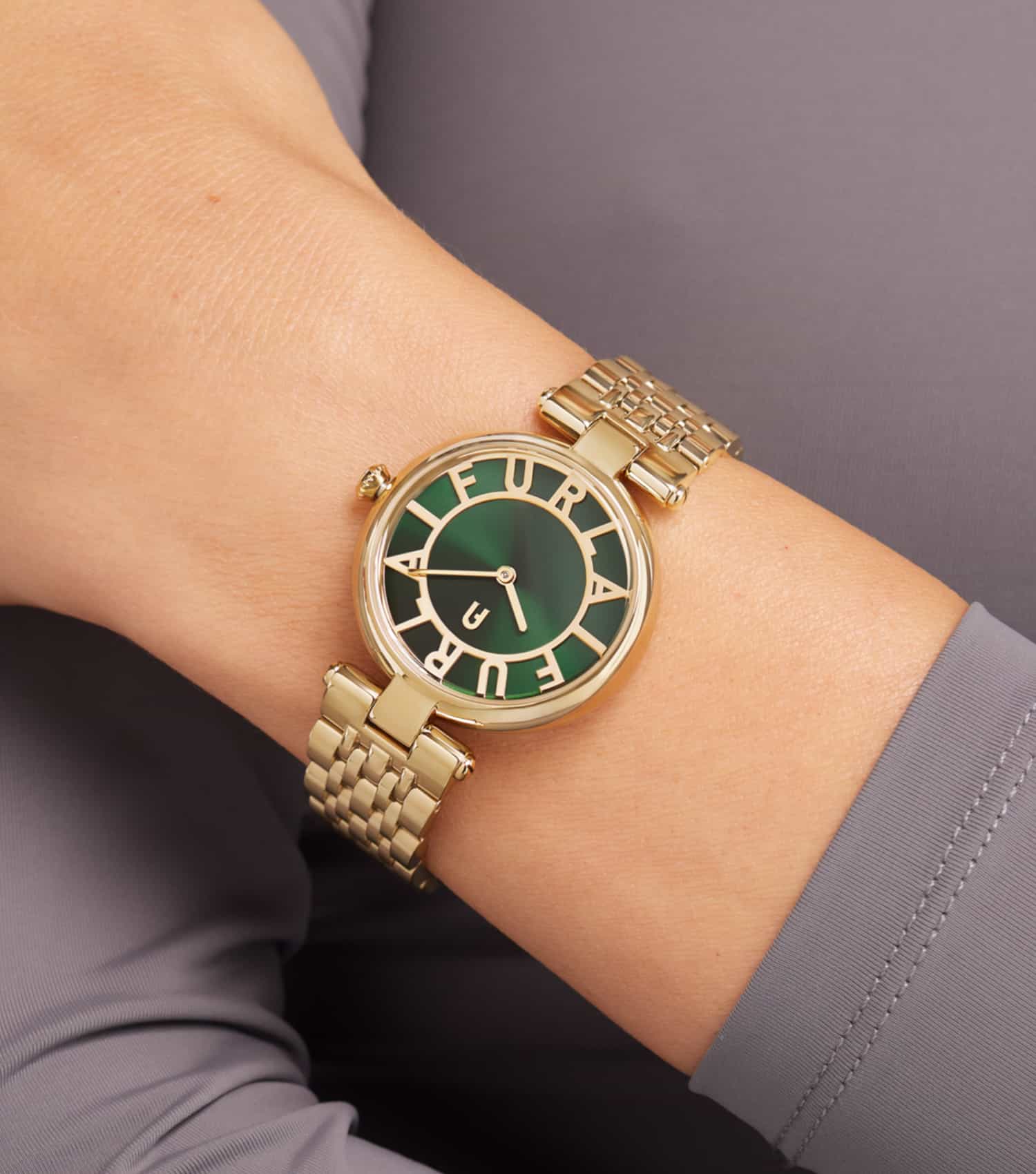 Women New Club Quartz Watch 32mm