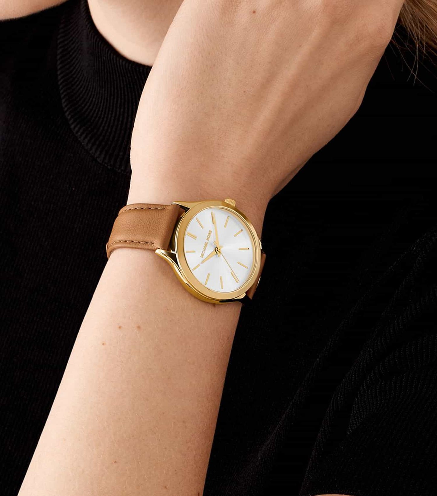 Women Slim Runway Quartz Watch 38mm